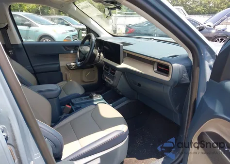 2025 Ford Maverick Lariat from USA, damaged, VIN 3FTTW8S33SRA08128